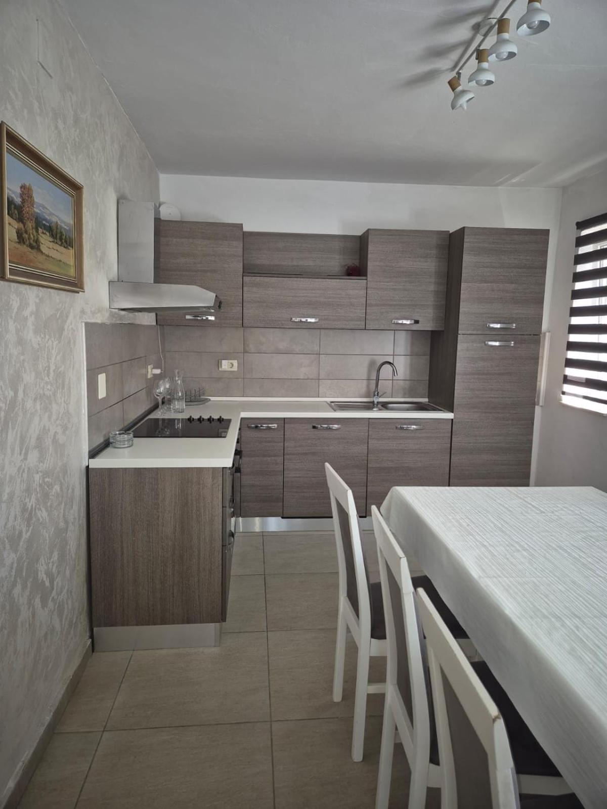 Tribalj Apartments Tonci מראה חיצוני תמונה
